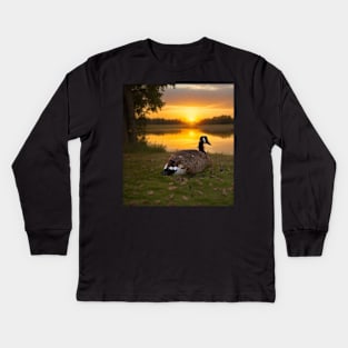 goose watching the sunset Kids Long Sleeve T-Shirt